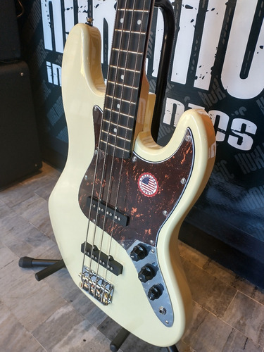 Imagen 3 de 8 de Bajo Electrico Jay Turser Jtb-402 Jazz Bass