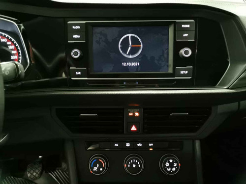 Imagen 6 de 15 de Volkswagen Jetta 2019 4p Comfortline L4/1.4/t Man
