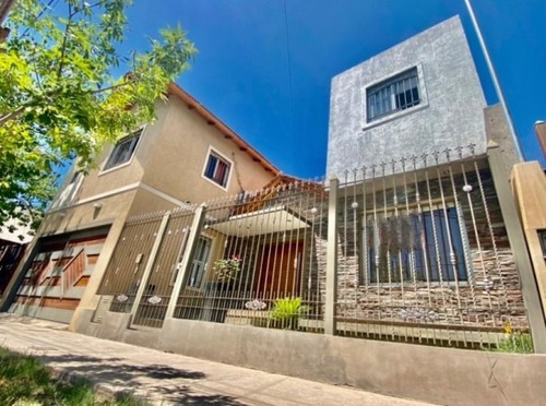 Greenwood Vende Casa En Barrio 6 De Octubre - Villa Nueva  Guaymallen.