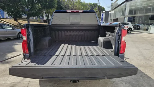 Chevrolet Cheyenne Chevrolet Cheyenne 6.2 ZR2 Doble cabina 4x4 At