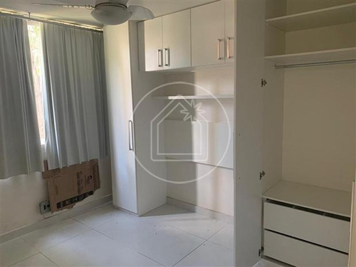 Imagem 11 de 16 de Apartamento - Ref: 878719