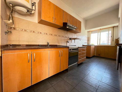 Imagen 7 de 14 de Venta Departamento 3 Ambientes 75 Mts Castelar Centro Sur