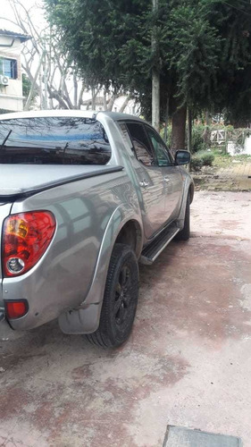 Mitsubishi L200 3.2 Cab Doble 4wd Cr 165cv Mt 2011
