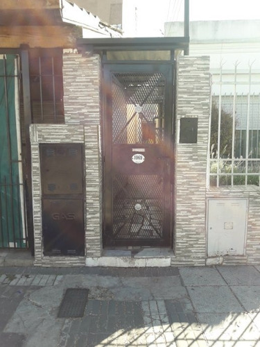 Imagen 1 de 14 de Departamento Tipo Casa En Venta Cond En Lanus Este