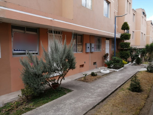 Imagen 9 de 13 de Casa 3 Pisos En Conjunto