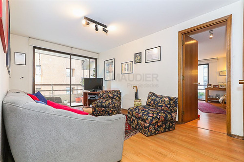 Departamento En Venta De 4 Dorm. En Las Condes