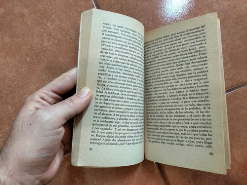 Libro Primavera Con Una Esquina Rota Mario Benedetti (Usado)