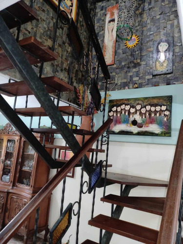 En Venta Apartamento Duplex Ubicado En Carrizal Residencias Estancias Carcabelos. Rz
