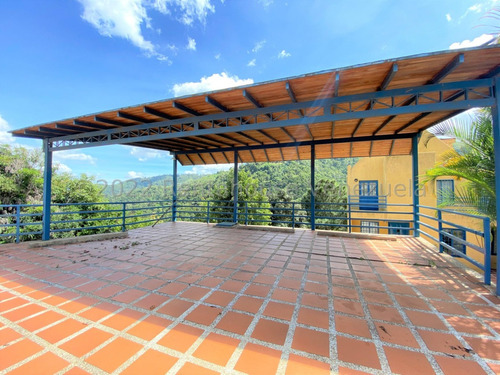 Acojedora Casa De Montana En Karimao Country