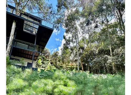 Venta De Espectacular Casa Amoblada En Guatape Con Salida Al Embalse