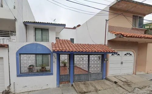 Gran Oportunidad De Inversión - Casa Economica En Venta (remate) - Ruinas Bonampak 143, Paraíso I, 29049 Tuxtla Gutiérrez, Chis.