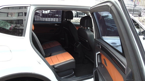 Imagen 12 de 15 de Volkswagen Tiguan 2.0 Highline Blindada