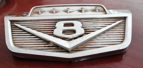 Emblema V8 Ford 60-66
