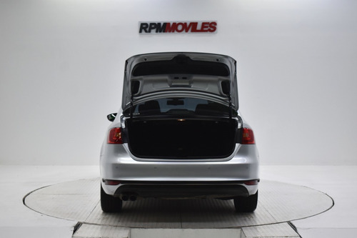 Volkswagen Vento 2.0 Sportline Dsg 2014 Rpm Moviles
