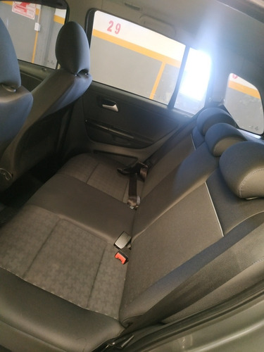 Volkswagen Suran 1.6 Trendline 2016