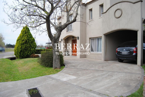 Imagen 3 de 30 de Casa Venta Los Pilares - Pilar