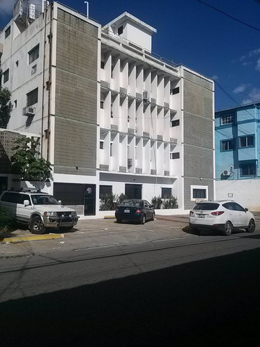 Edificio En San Carlos Con Retorno De Mas De 4mil Dolares Mensuales Con 5 Niveles Estudios Y Locales 42