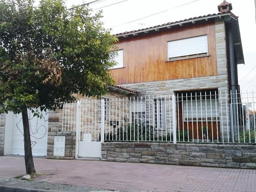 Casa En Venta En Ramos Mejia Sur