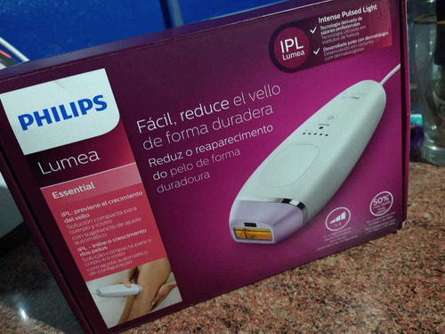 Máquina Depiladora Láser Philips Y Set De Manicura