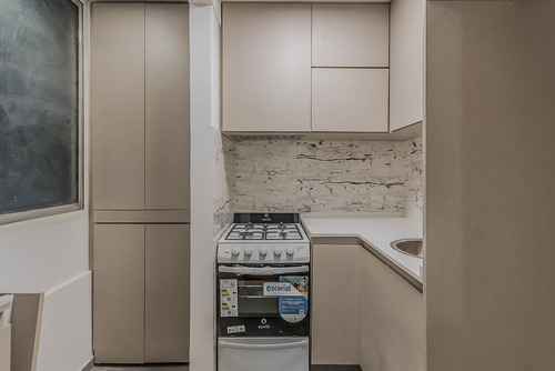 2 Ambientes. Apto Credito. Reciclado A Nuevo. Recoleta. Rodriguez Peña Y Av Libertador.
