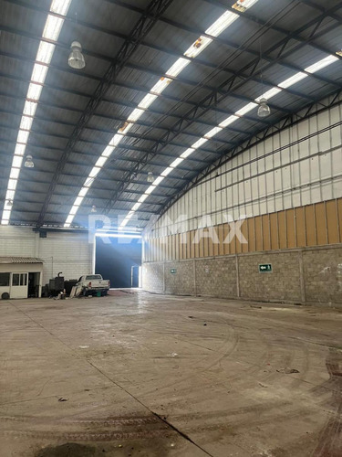 Renta Nave Industrial, Profesora Manuela Ruiz Méndez, Col. Lerma De Villada, La Estación