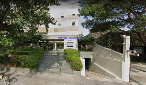 Imagem 2 de 10 de Apartamento 200m², 03 Dormitórios ( Sendo 01 Suíte), 02 Banheiros E 02 Vagas Na Garagem. Condomínio Com Portaria, Segurança 24hrs, Piscina, Salão De - 21011300 - 68997897