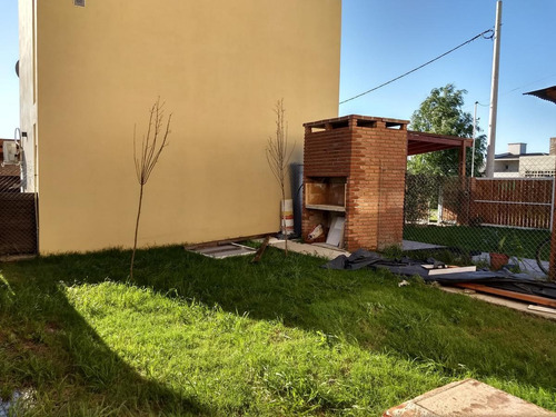 Imagen 2 de 21 de Duplex 2 Dormitorios Patio Y Parrillero Oportunidad!