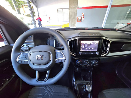 Fiat Strada 1.4 8v Freedom Cd