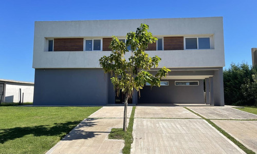 Imagen 1 de 30 de Venta Casa 4 Ambientes El Canton Norte
