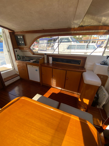 Crucero Barco Intruder 33 Mercruiser 225 No Santana 35