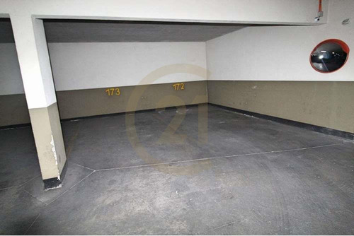 Departamento En Venta, 4 Dormitorios, Ñuñoa