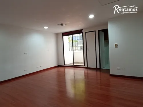 Oficina En Arriendo En Patio Bonito. Cod A11523