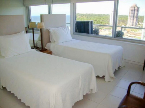 Imagen 18 de 19 de Apartamento 3 Dormitorios En Playa Brava, Punta Del Este - Tiburon 1