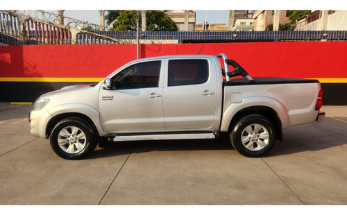 Toyota Hilux 3.0 SRV 4X4 CD 16V TURBO INTERCOOLER DIESEL 4P AUTOMÁTICO