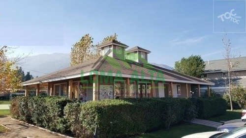 Casa De 3 Dormitorios Y 3 Baños Comuna De Puente Alto