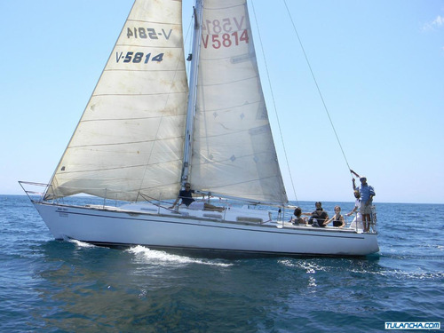 Imagen 2 de 10 de Velero Wauquiez 37