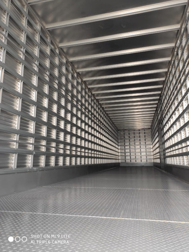 Carreta Baú 30 Pallets São Pedro 2021 Com Pneus