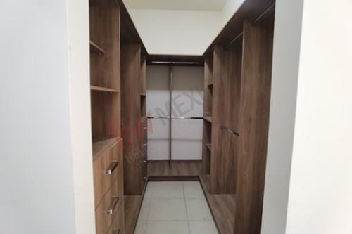 Imagen 22 de 25 de Casa De 4 Recamaras Con 4 Baños Completos Muy Amplia $12,000