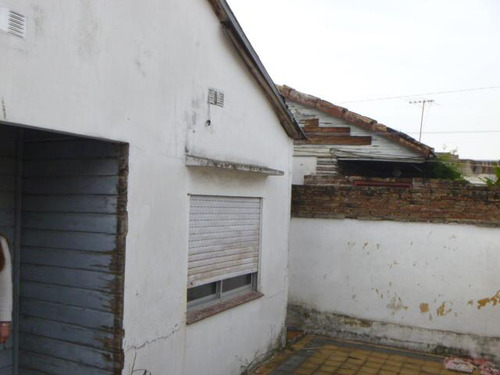 Venta Casa En Lanús Este Lote 8.66 X 48 Mts Ideal Inversor