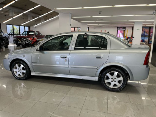 Chevrolet Astra Sedan Astra Sedan 2.0 MPFI ADVANTAGE SEDAN 8V FLEX 4P MANUAL