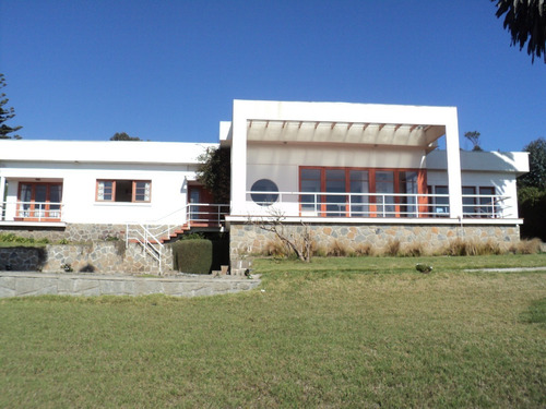 Se Vende Casa Hermosa Vista Rio - Mar