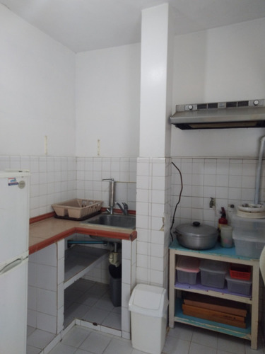Imagen 19 de 21 de Casa-quinta De Dos Plantas En Calle Cerrada
