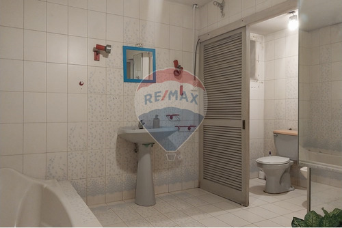 Casa En Venta Ñuñoa, 5d + 4b + 3est, Suarez Mujica