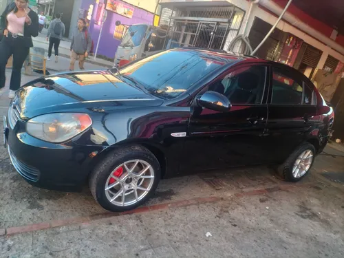 Hyundai Accent 1.4 Gl 4 p