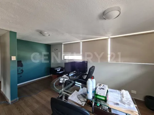 Casa En Venta Acondicionada Para Uso De Oficina En Mayorazgo
