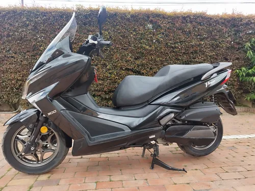 Kymco Xtown 300 - Único Dueño. Todo Original100%.