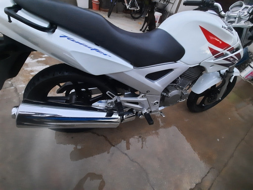 Imagen 1 de 5 de Honda Twister Cbx