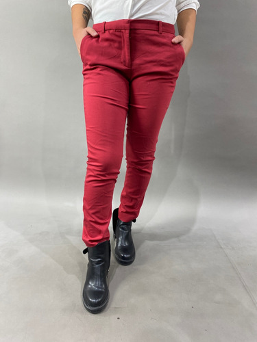 Pantalón Zara Con Uso Visible De Color Rojo (talla 36)