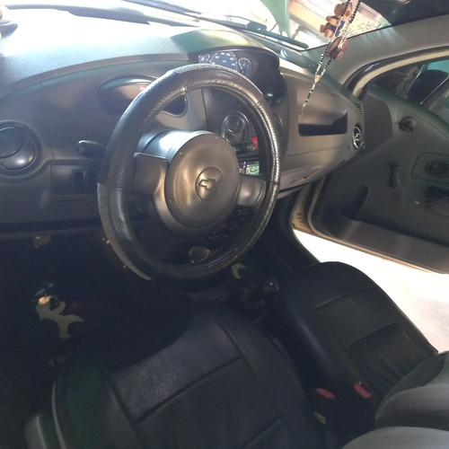Imagen 10 de 15 de Chevrolet Spark Sedan