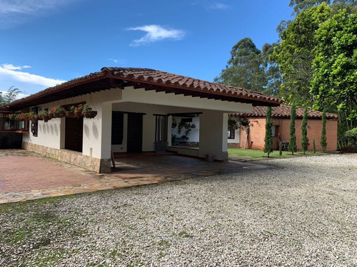 Linda Casa Finca Tradicional En Venta - Llanogrande Sector Pontezuela.